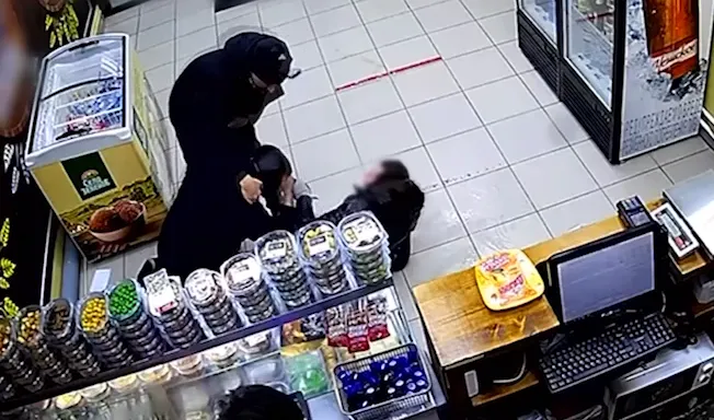 В Пермском крае женщине сломали позвоночник за выгул собак без намордников. Фото: t.me/url_mash