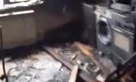 В Красноярской области шестилетний мальчик спас отца и брата и горящей квартиры. Фото: t.me/kras_mash