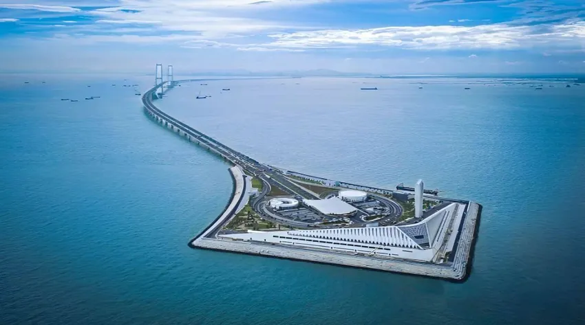 Уникальное морское шоссе, которое побило 10 мировых рекордов. Фото: newatlas.com