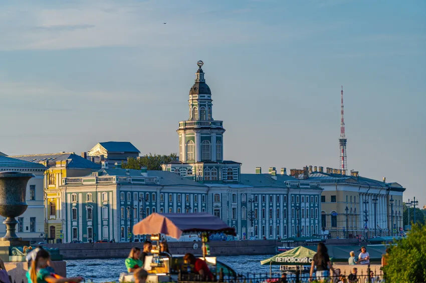 Кунсткамера стала первым в истории России музеем. Фото: Лицензионный фотобанк СПб ГБУ "ГТИБ"