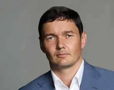 Челябинский депутат Павел Избрехт случайно сам себя застрелил в стрелковом клубе. Фото: @shot_shot