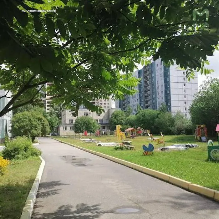 В Питере девочка упала во время прогулки в детсаду и поучила разрыв селезенки. Фото: t.me/mashmoyka
