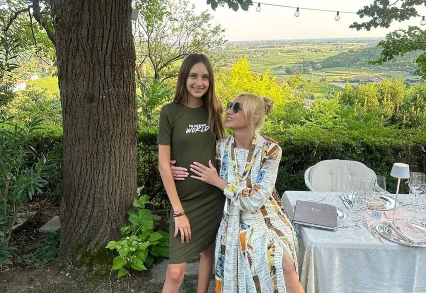 Орбакайте показала повзрослевшую дочь. Фото: Instagram (запрещен в РФ) / @ORBAKAITE_K