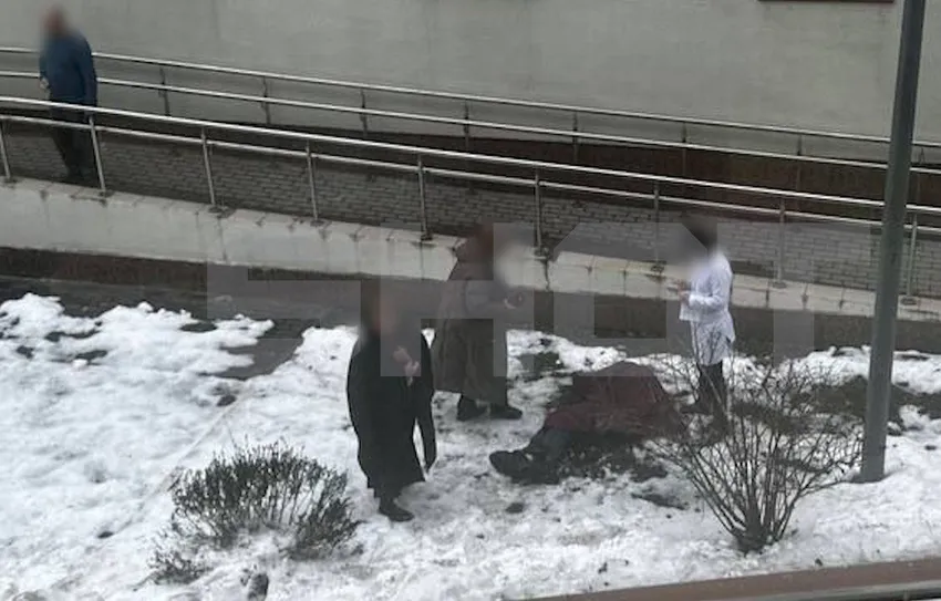 В Москве пьяный подросток выпал из окна школы во время урока — он в коме. Фото: t.me/shot_shot