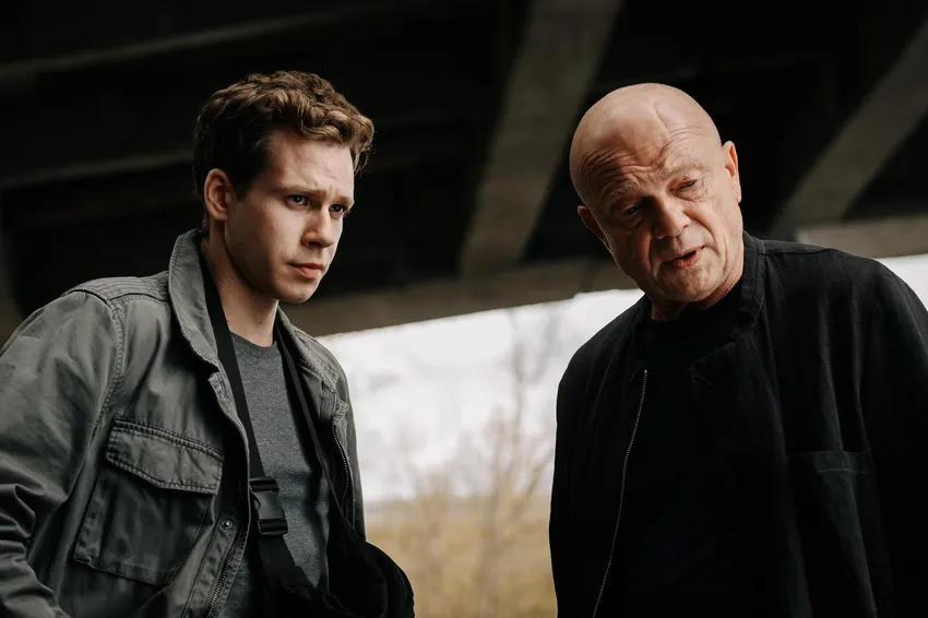 Главную роль в сериале исполнил звезда «Мосгаза» Андрей Смоляков. Фото: kino-teatr.ru