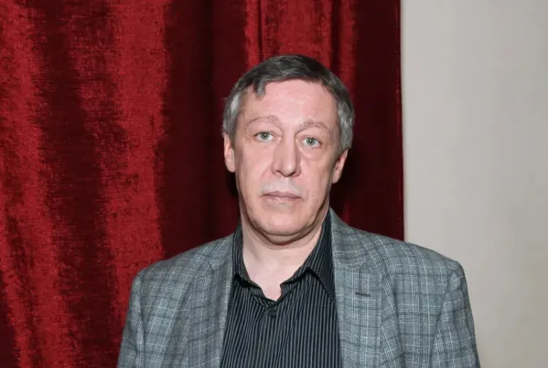 Михаил Ефремов закупил для фуршета в колонии булочки и лимонад. Фото: legion-media.com