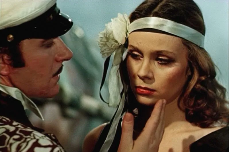 Кадр из фильма "12 стульев", 1976, реж. Марк Захаров