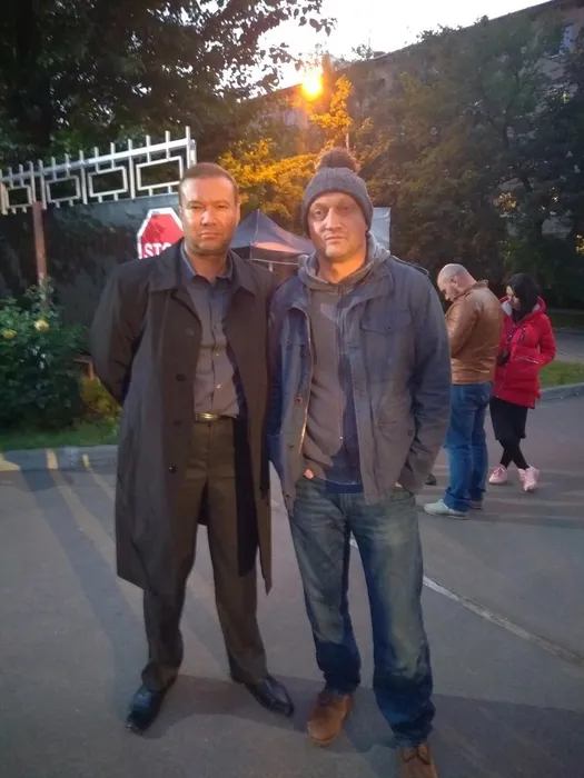 Радонов с Гошей Куценко, который сыграл главную роль в сериале "Скорая помощь". Фото: vk.com/dradonov