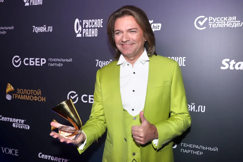 Дмитрий спокойно относится к тому, что не всегда получаются хиты, и продолжает работать. Фото: legion-media.ru