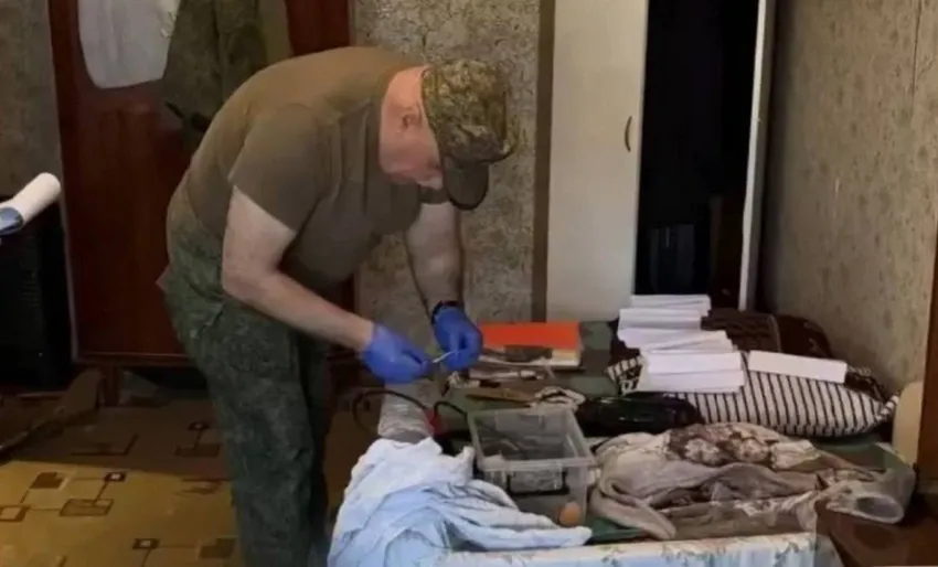 В Питере двух сестер-иностранок нашли мертвыми в квартире - их зарезали. Фото: t.me/mashmoyka