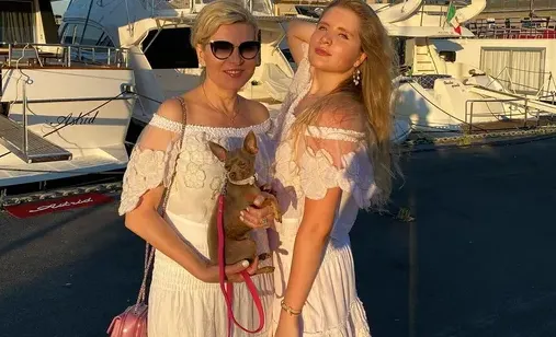 Устинья Малинина с матерью Эммой Малининой. Фото: соцсети