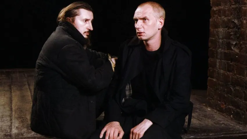 Александр Лыков и Дмитрий Поднозов на сцене театра  «Особняк». Фото: соцсети