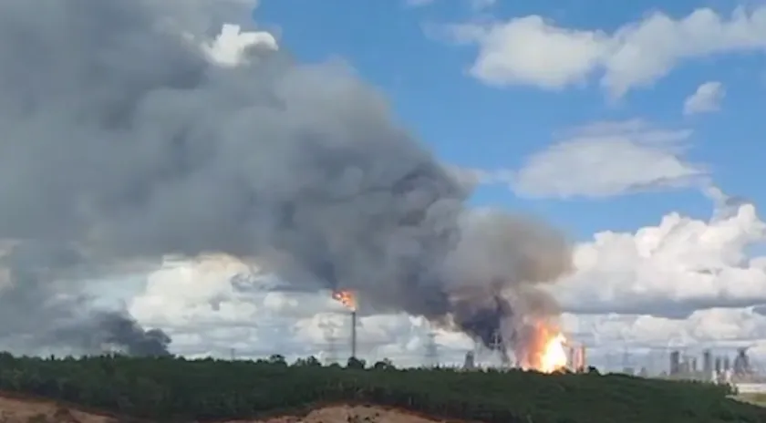 Число погибших при взрыве на газохимическом комплексе в Приморье выросло до 7. Фото: соцсети
