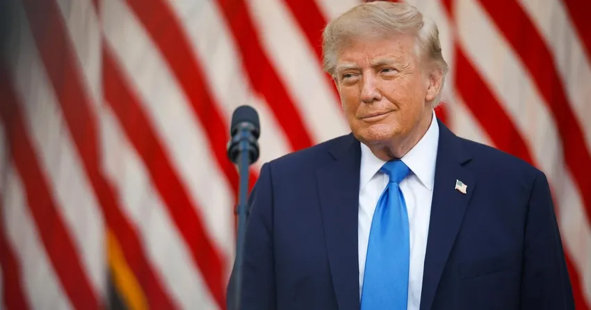 Дональд Трамп заявил, что Луна принадлежит США. Фото: соцсети