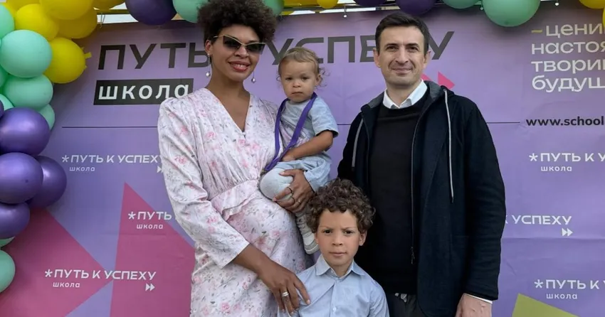 «Нас станет больше!» Звезда «Универа» Алексей Гаврилов станет папой в 4 раз. Фото: соцсети