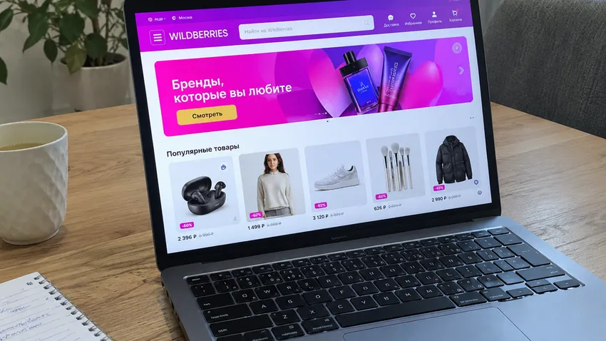 Закон 289-ФЗ о платформенной экономике: новые правила для маркетплейсов Wildberries, Ozon и Авито с 1 октября 2026. Фото сгенерировано нейросетью GPT Image