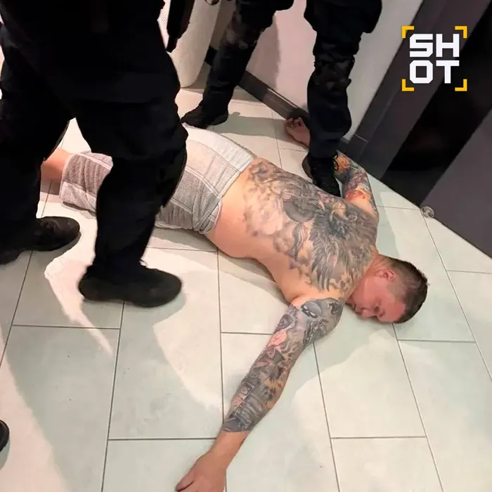 В Таганроге самого зататуированного чиновника задержали за взятки в 360 тыс. Фото: t.me/shot_shot
