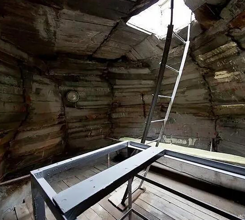 В Волгограде внутри головы статуи «Родина-мать зовет!» нашли труп мужчины. Фото: @breakingmash