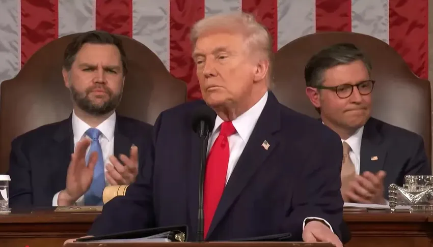 Дональд Трамп назвал Роберта Де Ниро «больным и слабоумным». Фото: соцсети