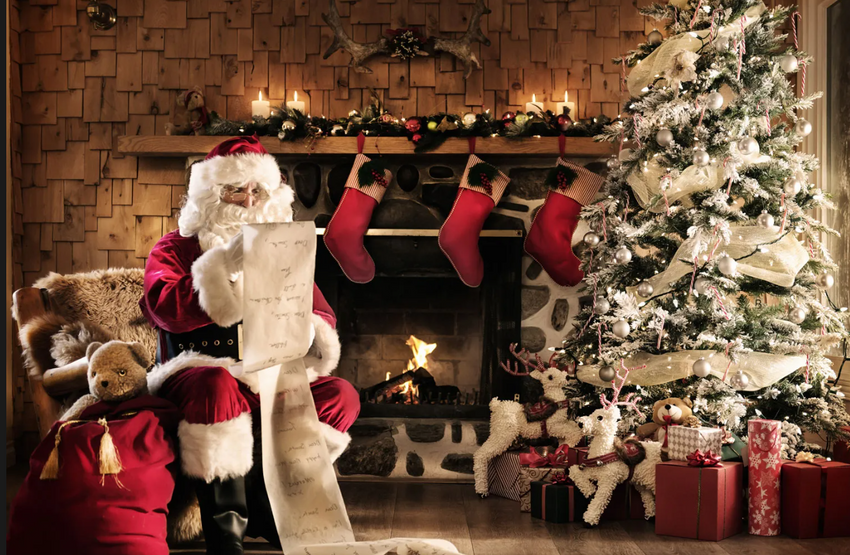 Санта рискует стать иноагентом. Фото: britannica.com