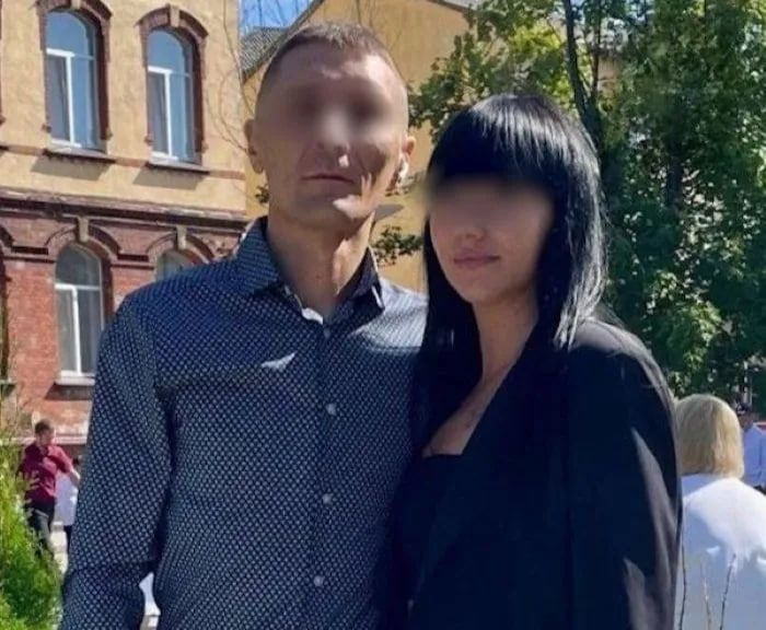 Женщина и ее муж, не сумев завести общего ребенка, стали избивать детей от первого брака. Фото: @t.me/amber_mash