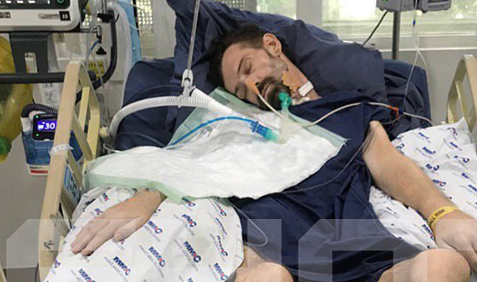 На Филиппинах подушка безопасности пробила сонную артерию российскому туристу. Фото: t.me/shot_shot