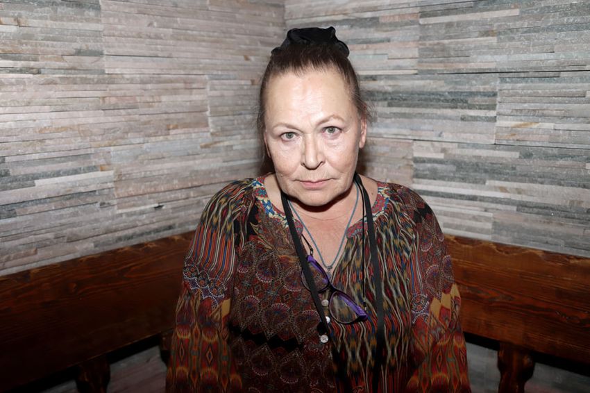 Раиса Рязанова попала в больницу из-за проблем с сердцем после развода аферистов. Фото: legion-media.ru