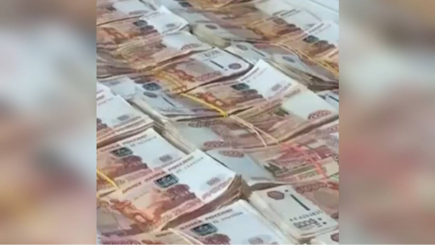 Мужчина продал несуществующее золото за 48 млн, купил на них машину и попался. Фото: @t.me/babr_mash