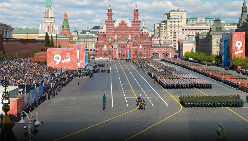 Наблюдать за Парадом Победы с трибун смогут лишь несколько сот человек. ФОТО: gigarama.ru
