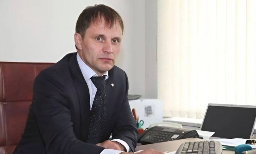 Экс-замгендиректора энергокомпании Игоря Рыжкова, стрелявшего из арбалета в топ-менеджера, объявили в розыск. Фото: @t.me/babr_mash
