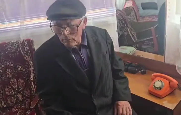 На Кубани 91-летний мужчина обманул мошенников и сдал их курьеров полиции. Фото: соцсети