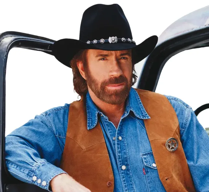 Чак Норрис в образе Крутого Уокера. ФОТО: соцсети