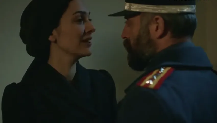 Семейный дуэт - Эргенч и Корель. Кадр из сериала "Ты моя Родина", 2016-2018, реж. Burak Arlıel