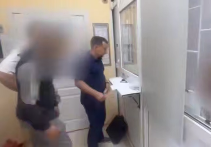 В Хакасии мужчина убил врача, изобразив самоубийство, украл деньги и сбежал. Фото: t.me/mash_siberia