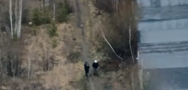 В Екатеринбурге закладчиков запрещенки выследили с помощью полицейского дрона. Фото: соцсети