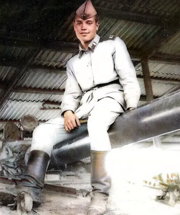 Рядовой-танкист Жеребкин во время службы в Чехословакии. Фото: личный архив Вячеслава Жеребкина