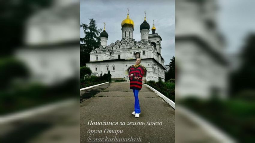 Балерина выложила фото на фоне храма. Фото: Инстаграм (запрещен в России) / @volochkova_art