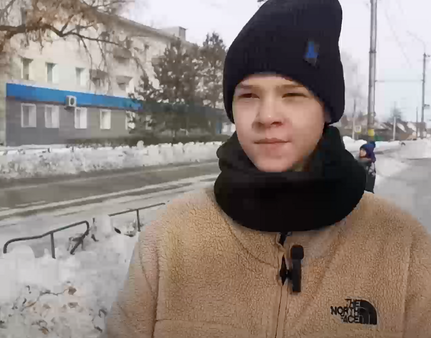 14-летний Ярослав 40 минут добирался до дома пешком в тридцатиградусный мороз. Фото: @mash_siberia