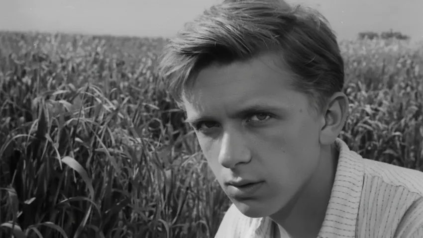 Евгений Стеблов в фильме «До свидания, мальчики». Фото: кадр из фильма