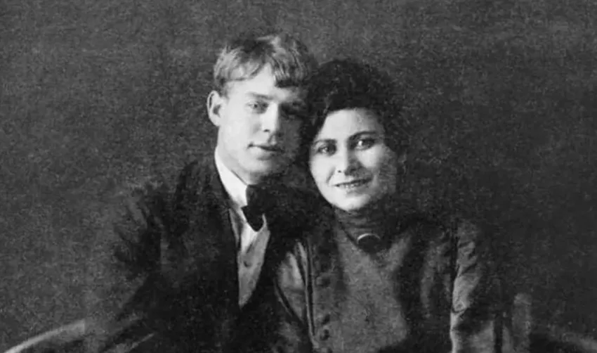Сергей Есенин и Софья Толстая. ФОТО: соцсети