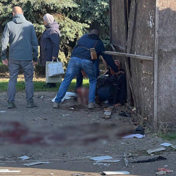 Житель Луганска, лишившийся ноги, когда пнул колонку с «Океаном Эльзы», умер. Фото: t.me/shot_shot