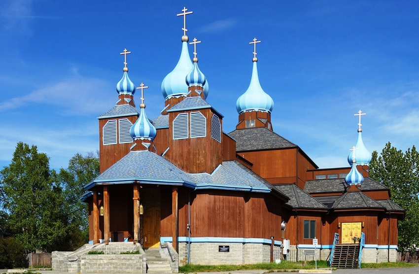 Православный Собор Св. Иннокентия в Анкоридже. Построен в 1994 г.