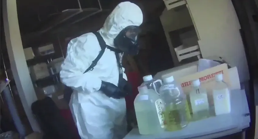 В США задержан китаец, он создал тайную биолабораторию со смертельными болезнями. Фото: соцсети