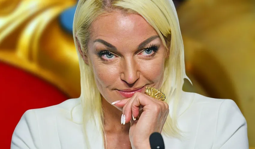 «Гематома еще есть». Волочкова — о восстановлении после операции на ноге. Фото: соцсети