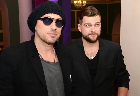 «С прошедшим!» Сын Нагиева побрился налысо, чтобы поздравить отца с 59-летием. Фото: соцсети