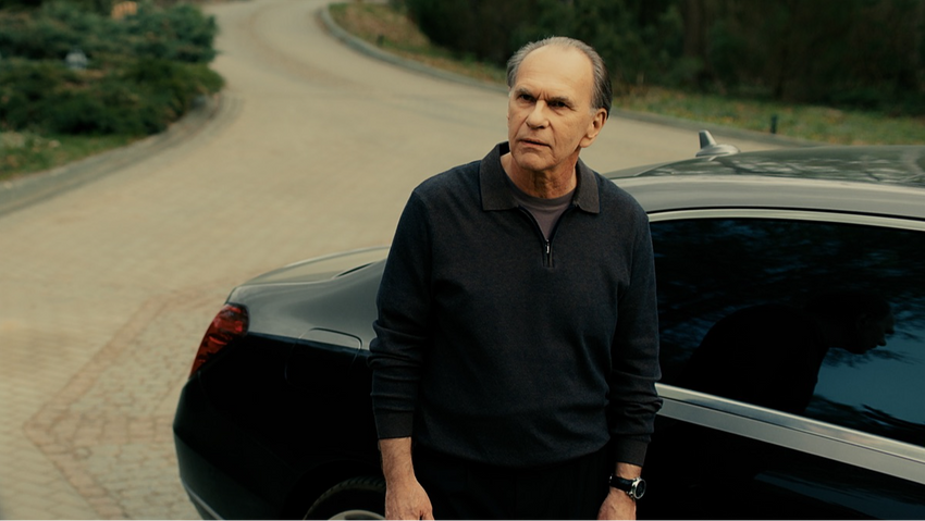 Алексей Гуськов в 1 сезоне сериала «Золотое дно». Фото: кадр из фильма