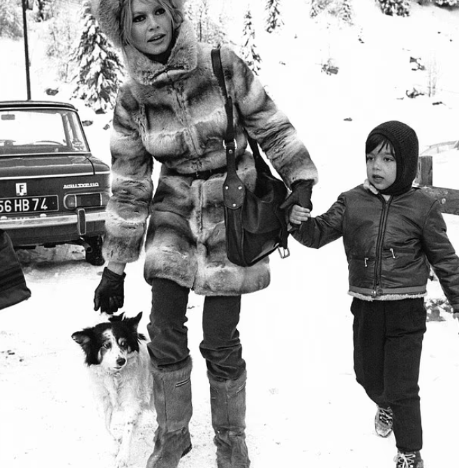 Бардо со своим единственным сыном Николя. ФОТО: соцсети