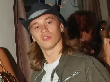 За свою отдельную правду, Антон нередко страдал и морально, и физически. ФОТО: соцсети