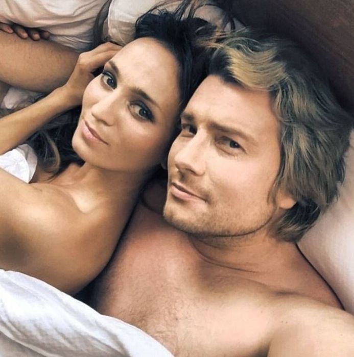 Бывшая Николая Баскова показала интимное фото с певцом в его День рождения. Фото: t.me/starhitru