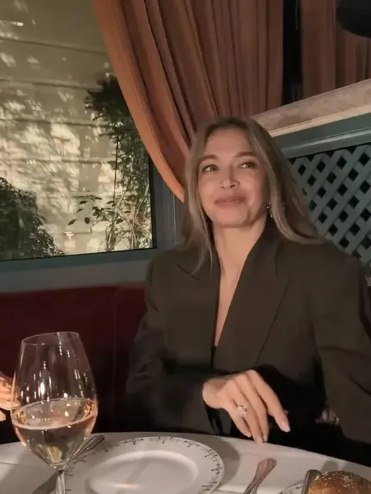 Вера Брежнева намекнула на новый брак кольцом с большим бриллиантом. Фото: соцсети